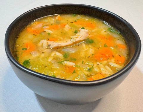 Lemon Chicken Orzo Soup 24oz - Fresh 'N Tasty - Naples Meal prep