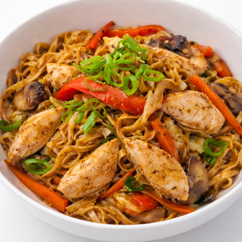 Fresh ’N Tasty Lo Mein with Bell & Evans Chicken - Fresh 'N Tasty - Naples Meal Prep